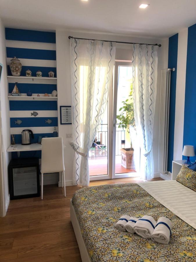 B&B La Rada Sorrento Bagian luar foto